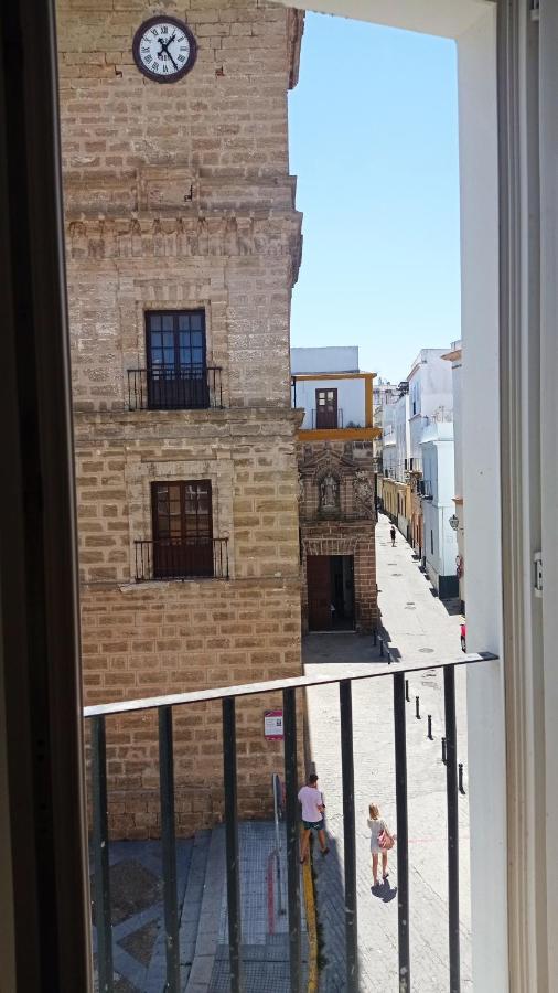 Apartamentos Plaza Santo Domingo Cadiz Exterior photo