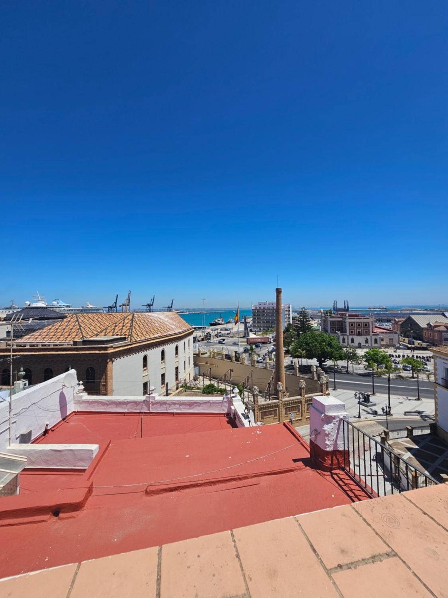 Apartamentos Plaza Santo Domingo Cadiz Exterior photo