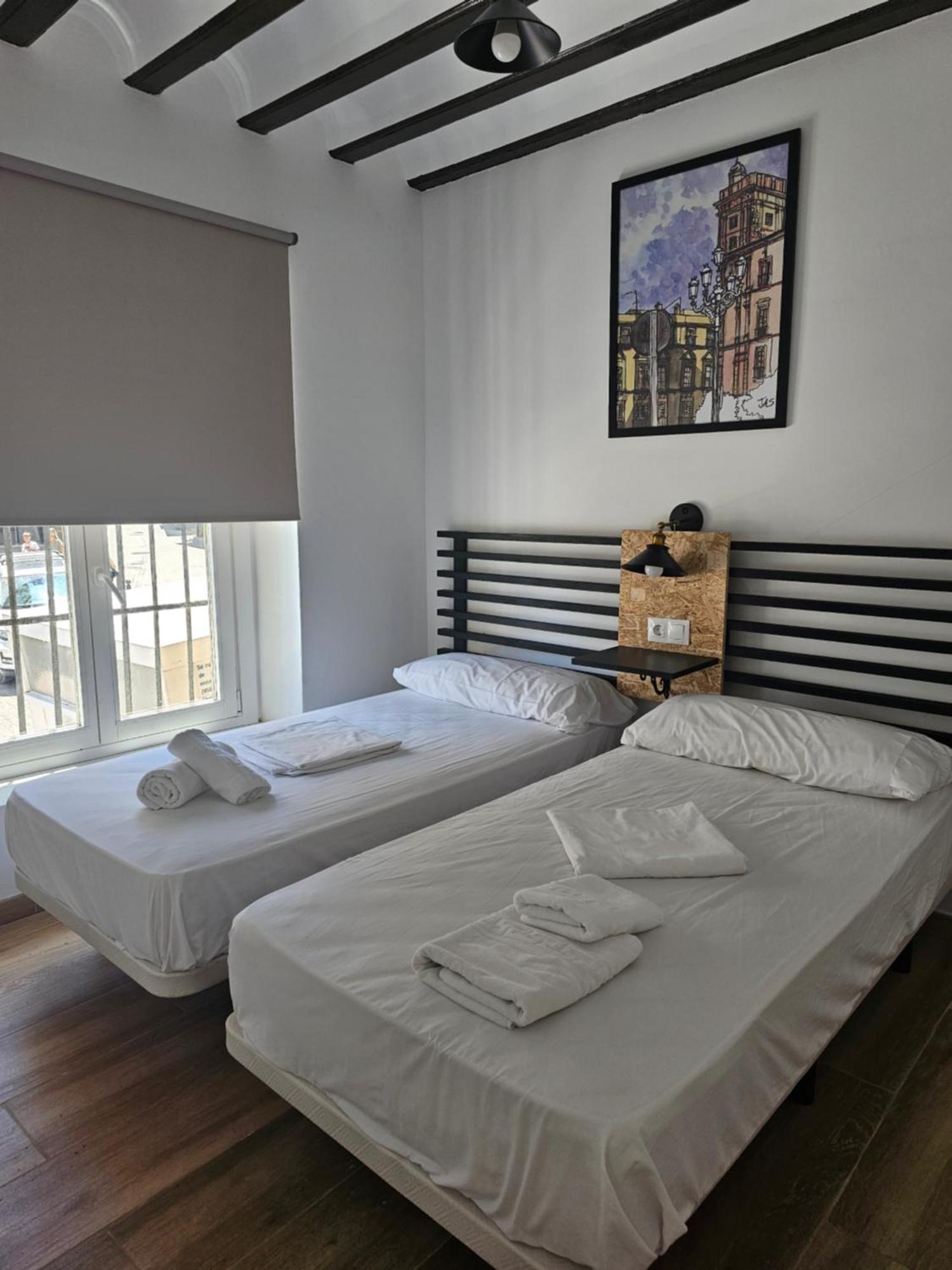 Apartamentos Plaza Santo Domingo Cadiz Exterior photo